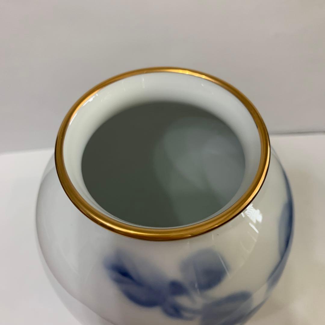 大倉陶園　花瓶　白磁