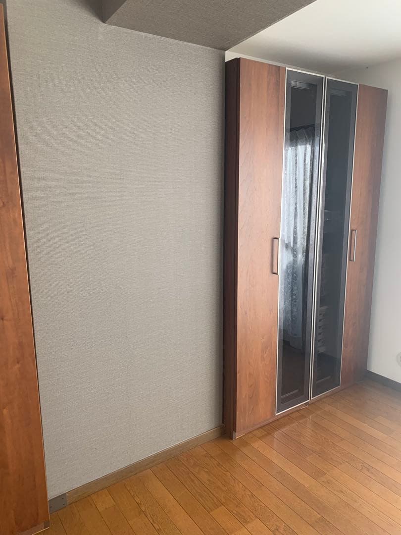 ブラウン木製スリム収納キャビネット　美品