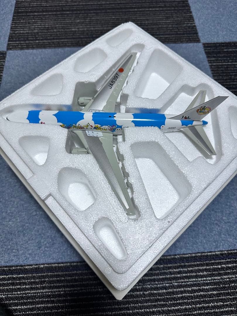 JALBoeing767 DisneyonTour 1/200ディズニー特別塗装