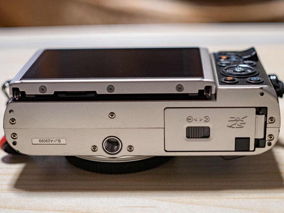 OLYMPUS PEN E-PL9 シルバー　少し難あり