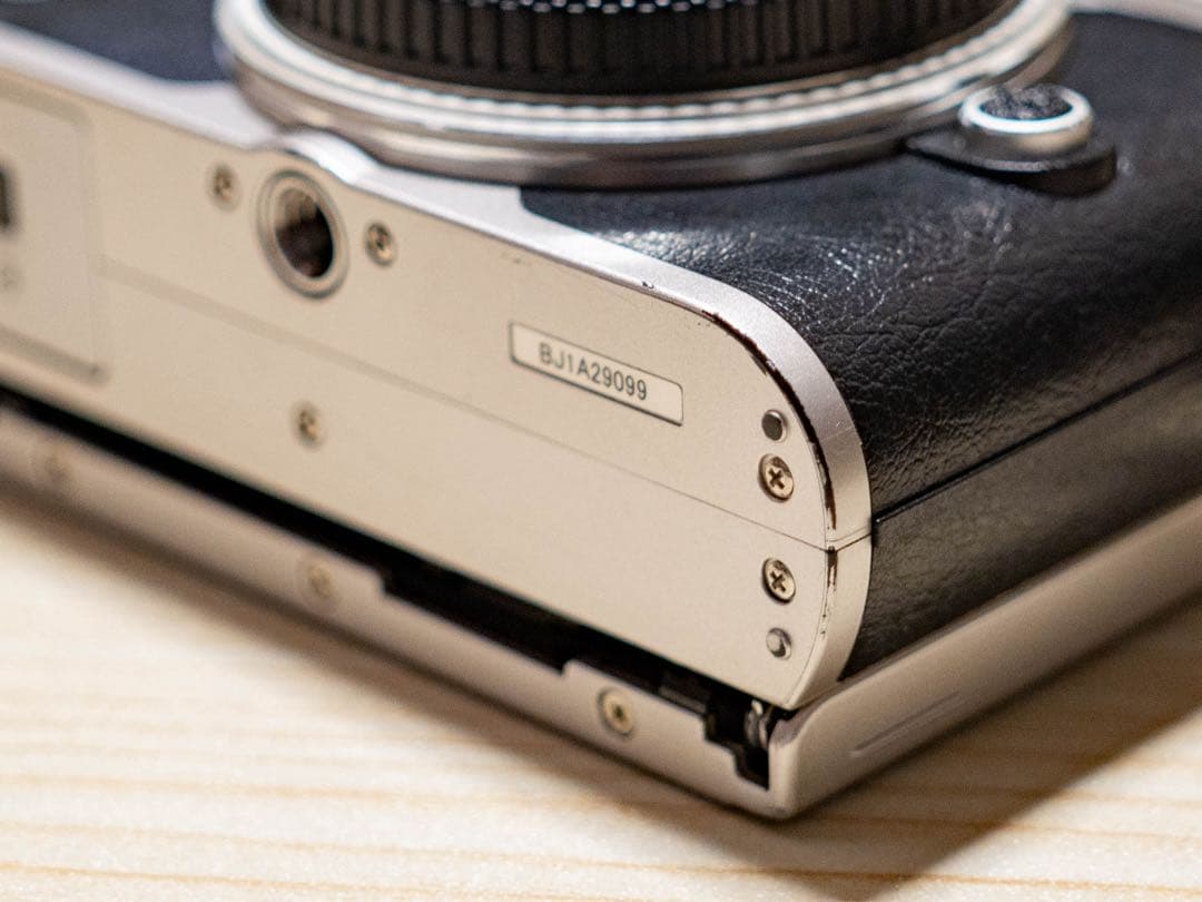 OLYMPUS PEN E-PL9 シルバー　少し難あり