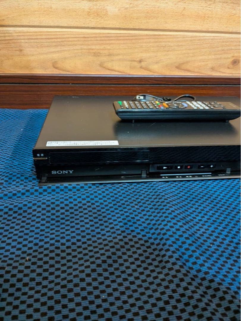 SONY ブルーレイレコーダー リモコン付き　1TB
