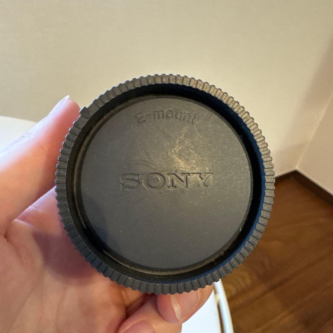 るん Sony SEL16F28 単焦点レンズ 49mm フィルター径