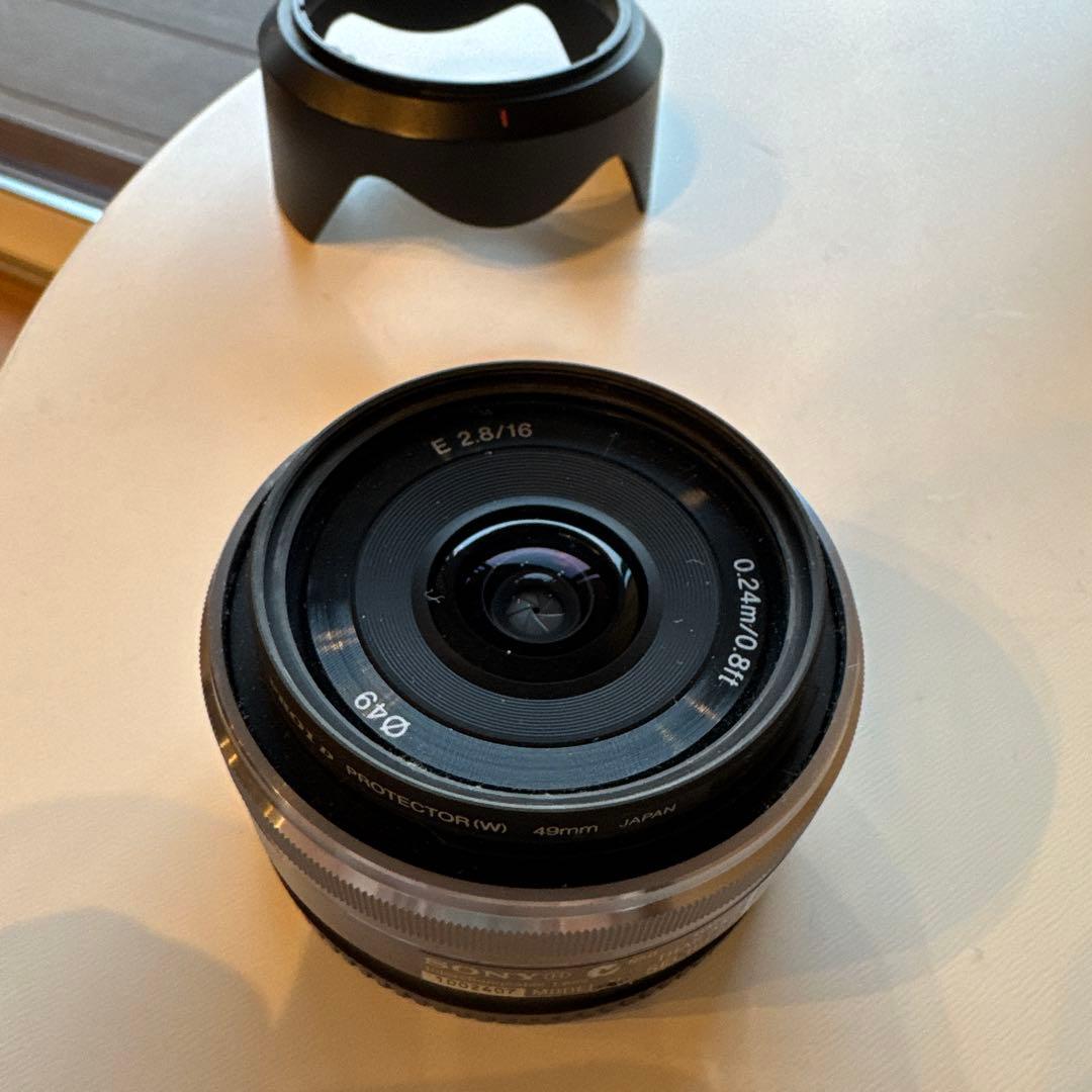 るん Sony SEL16F28 単焦点レンズ 49mm フィルター径