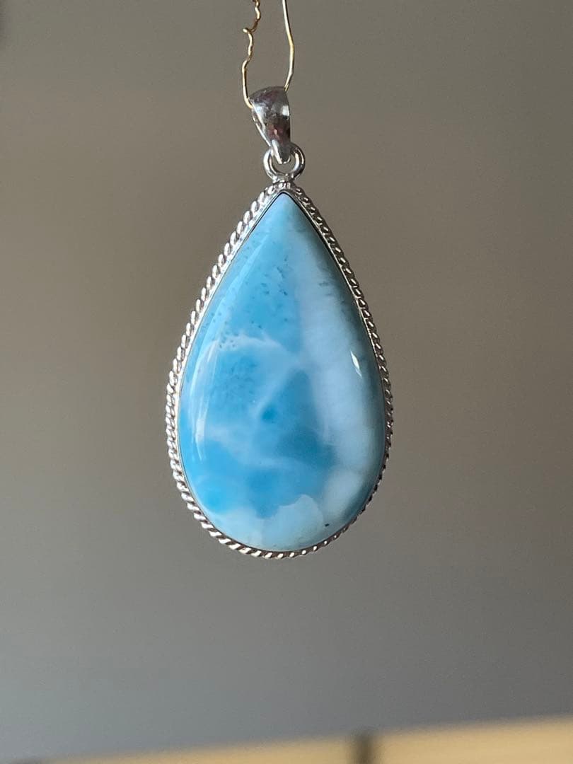 天然石☆品質良し！ラリマーしずく型ペンダントトップ②☆シルバーワク付き