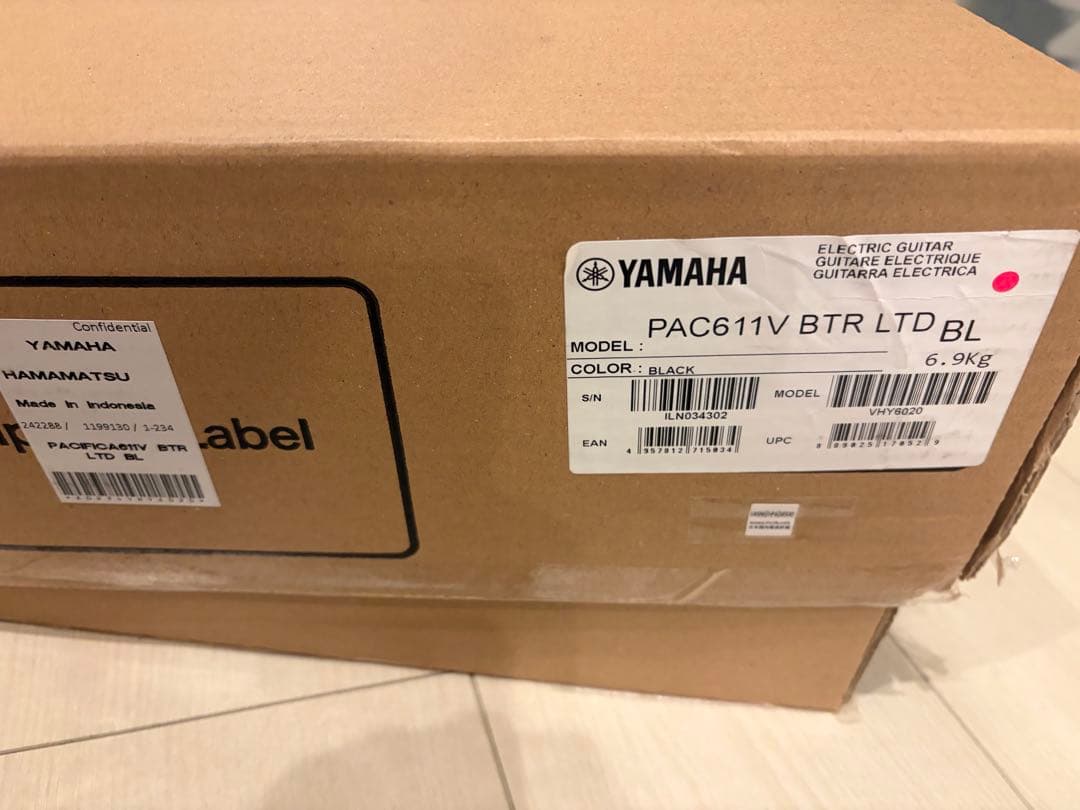 ぼっち・ざ・ろっく！YAMAHA PACIFICA611V BTR LTD