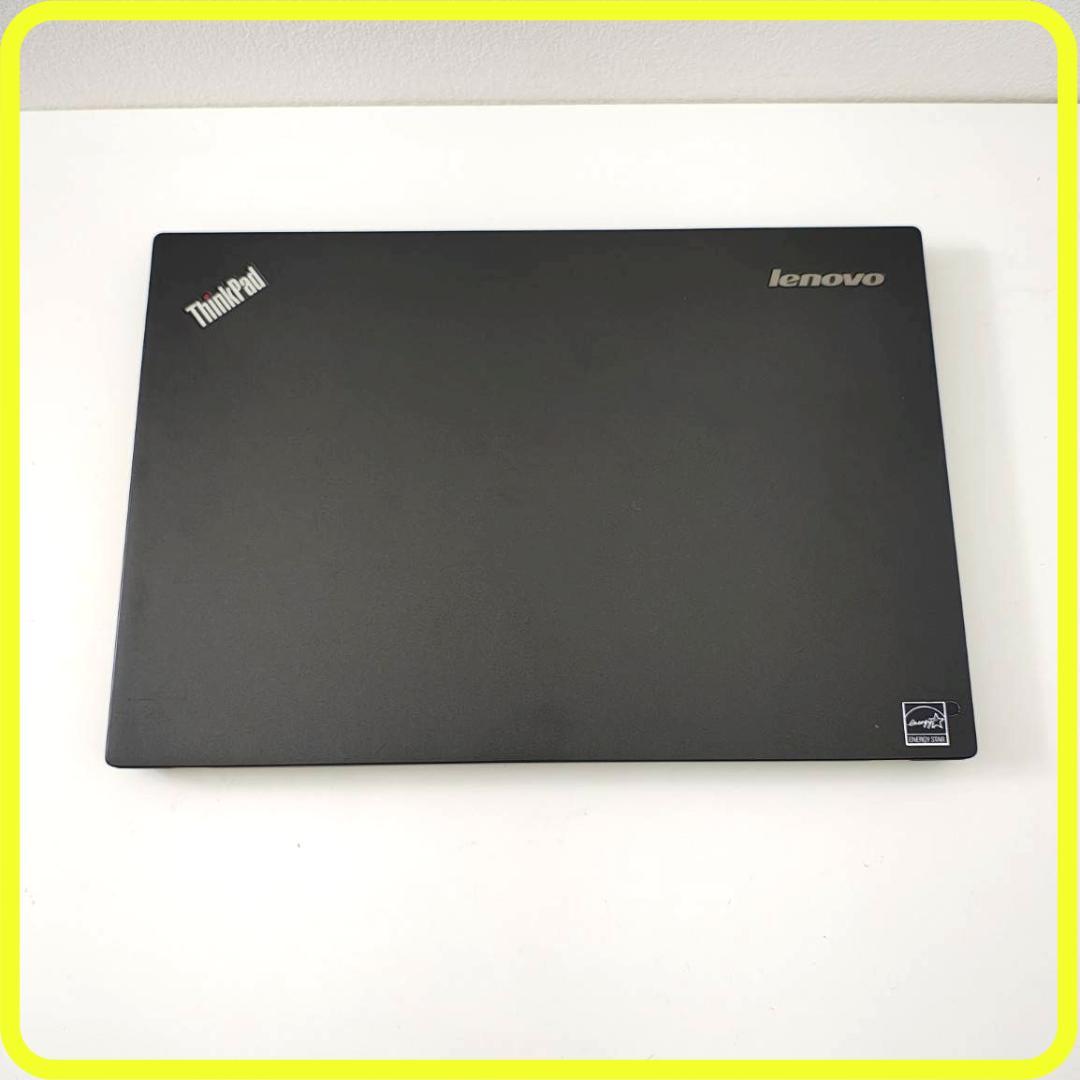 windows11ノートパソコン⭐️薄型軽量　SSD　office　815