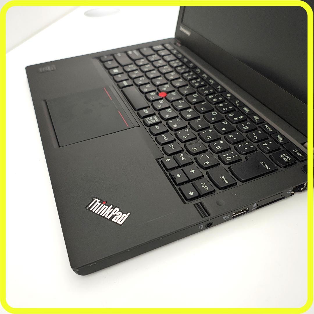 windows11ノートパソコン⭐️薄型軽量　SSD　office　815