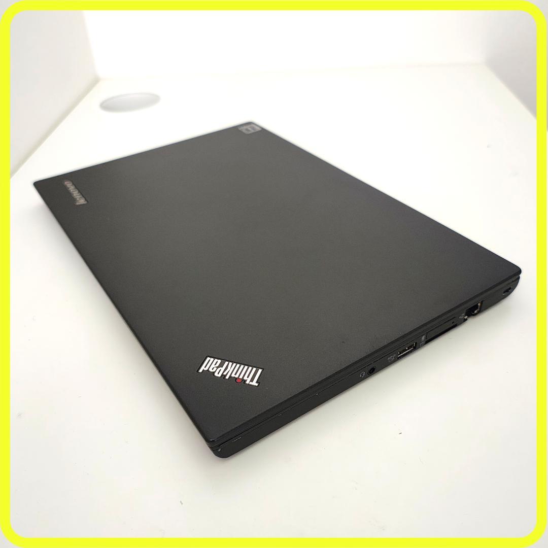 windows11ノートパソコン⭐️薄型軽量　SSD　office　815