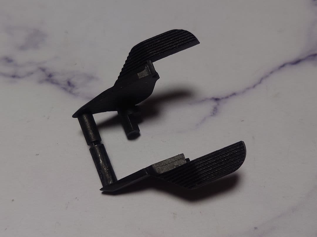 STI 2011 ミドルフレーム + グリップ 東京マルイ ハイキャパ 用