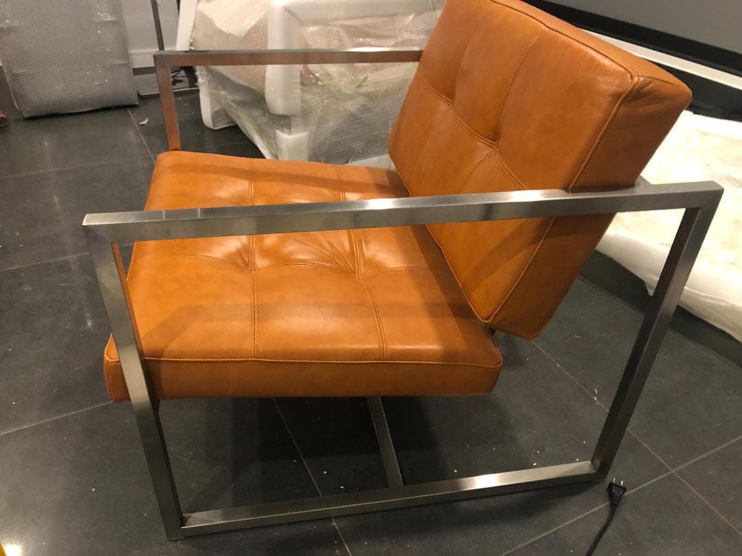 ヘアラインステンレススチール本革レザー