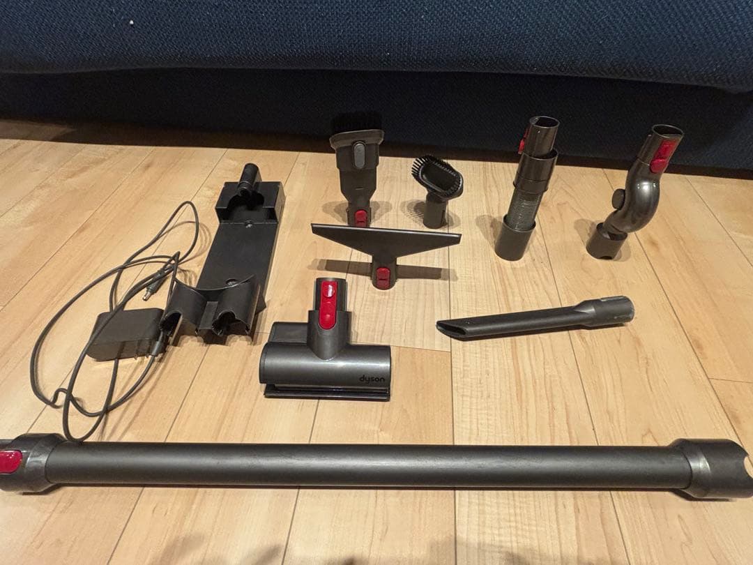 Dyson SV10 コードレスクリーナー 掃除機 セット 付属品多数