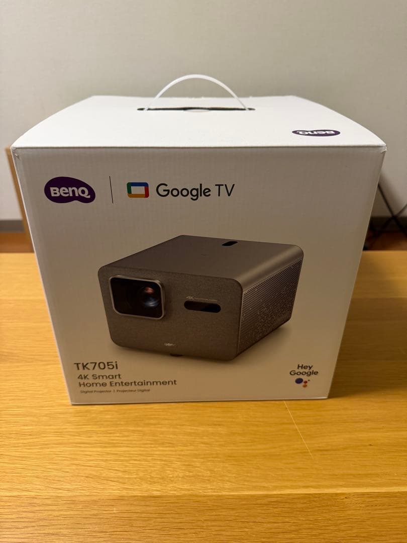 【美品・おまけ付き】BenQ TK705STi 4Kスマートホームプロジェクター