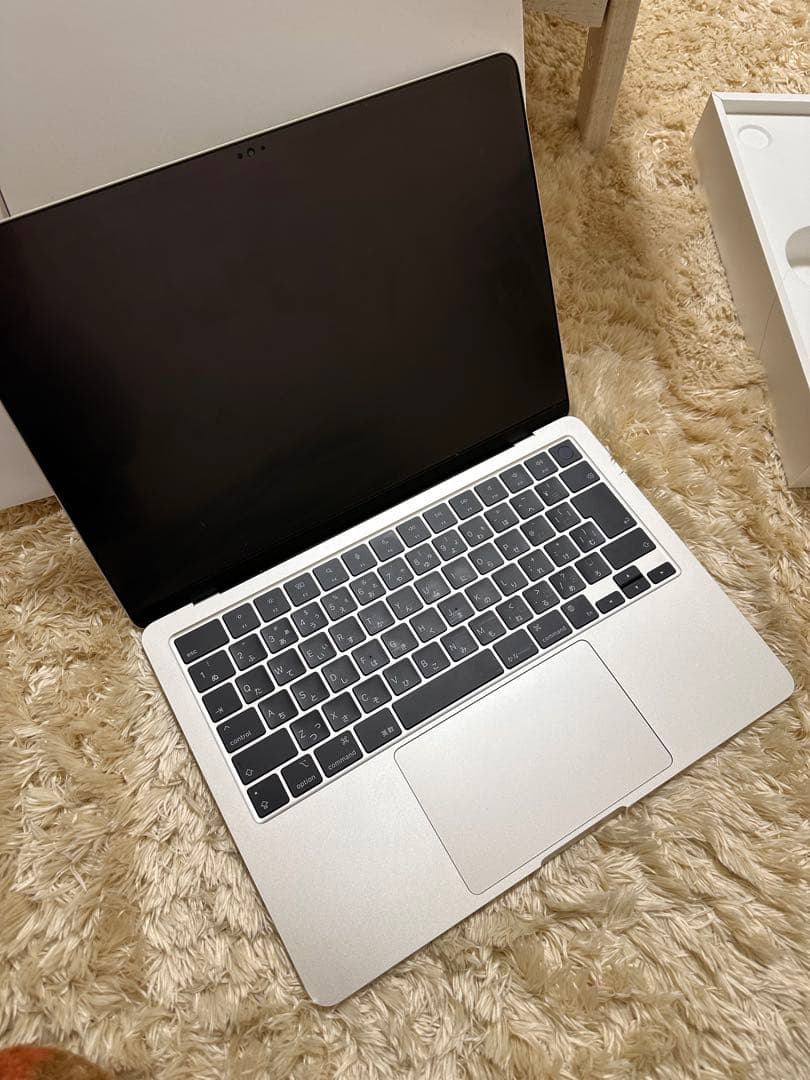 M2チップ搭載13インチMacbook air