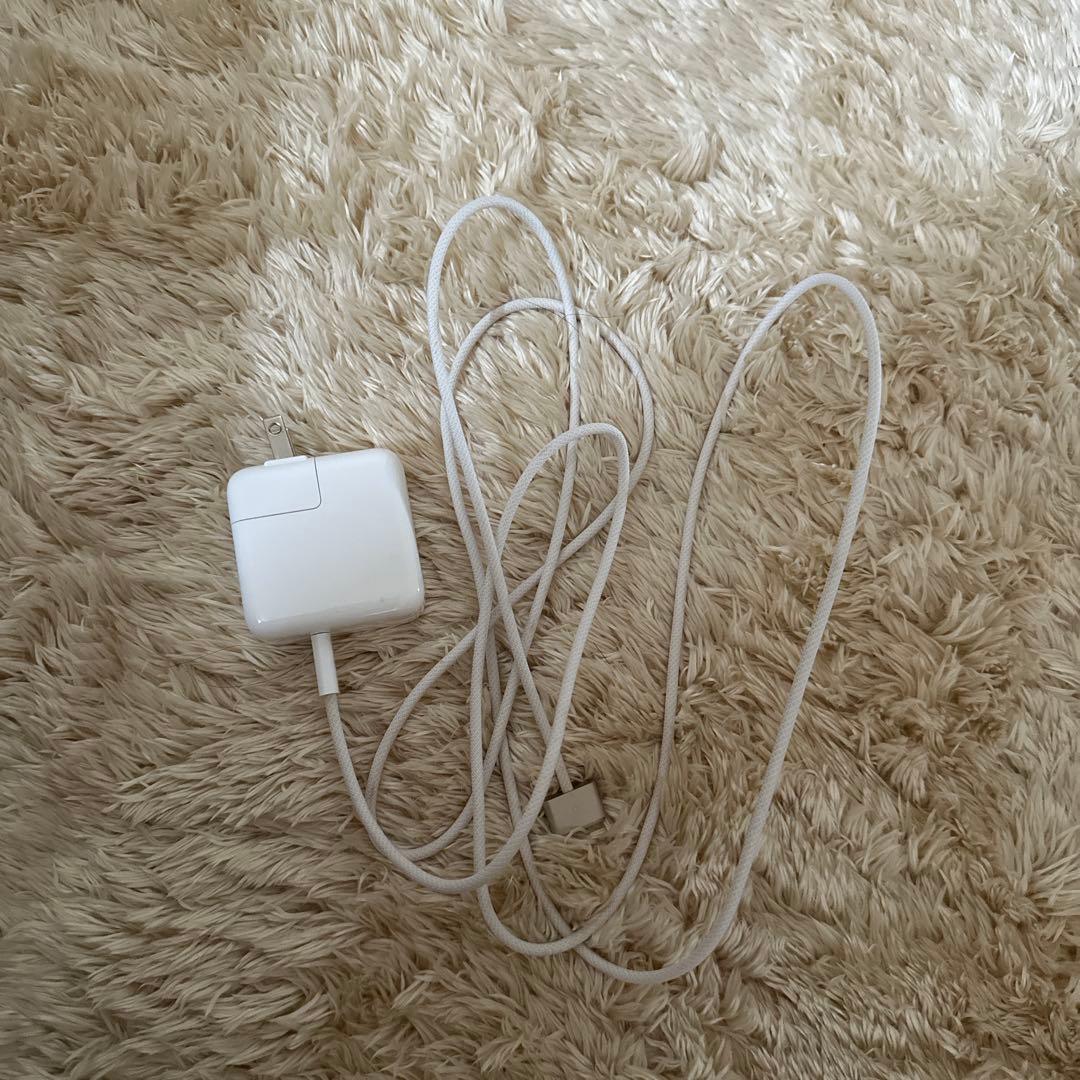 M2チップ搭載13インチMacbook air