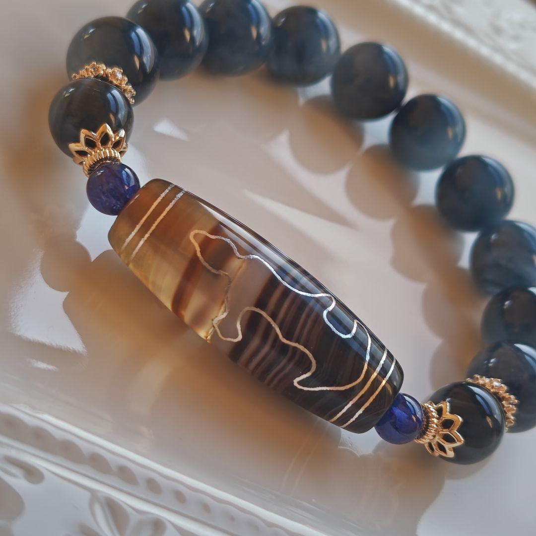 銀線双観音天珠　ブルーラビットヘアアンフィボール　サファイア