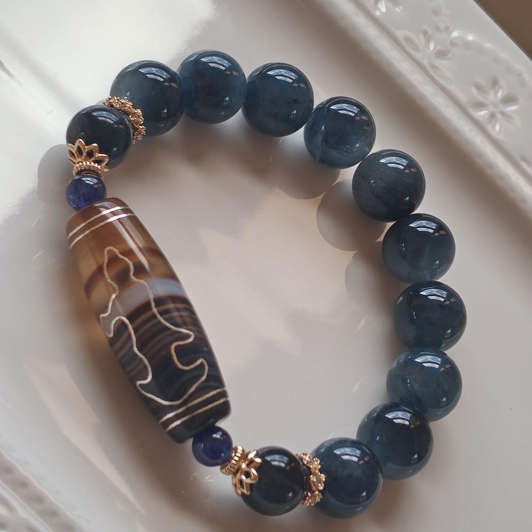 銀線双観音天珠　ブルーラビットヘアアンフィボール　サファイア