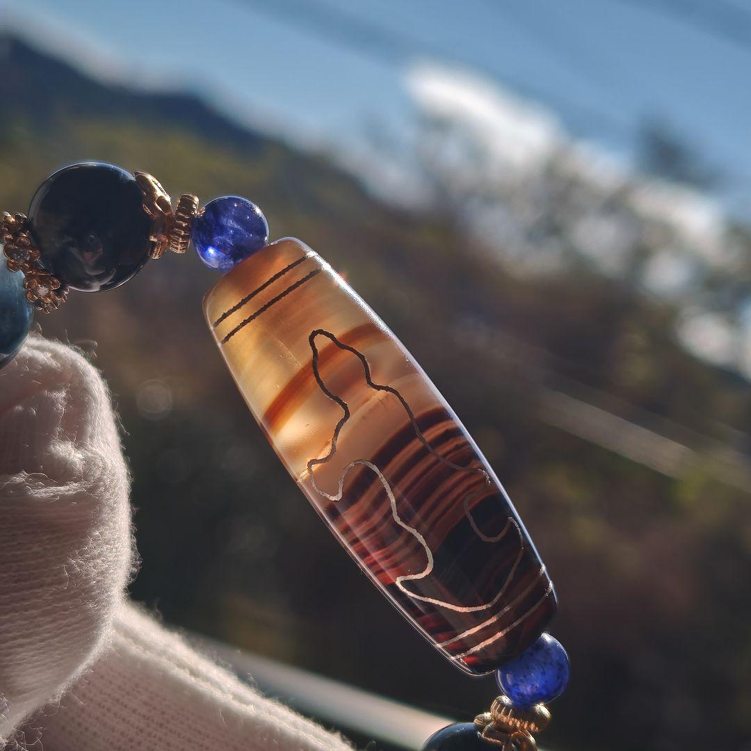 銀線双観音天珠　ブルーラビットヘアアンフィボール　サファイア