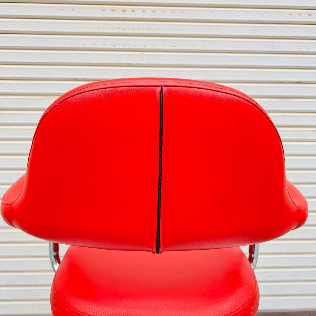 【希少】タカラベルモント製 バーバーチェア　理容椅子　モダンな赤