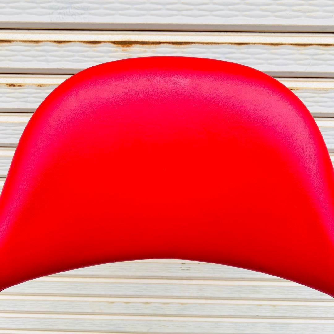 【希少】タカラベルモント製 バーバーチェア　理容椅子　モダンな赤