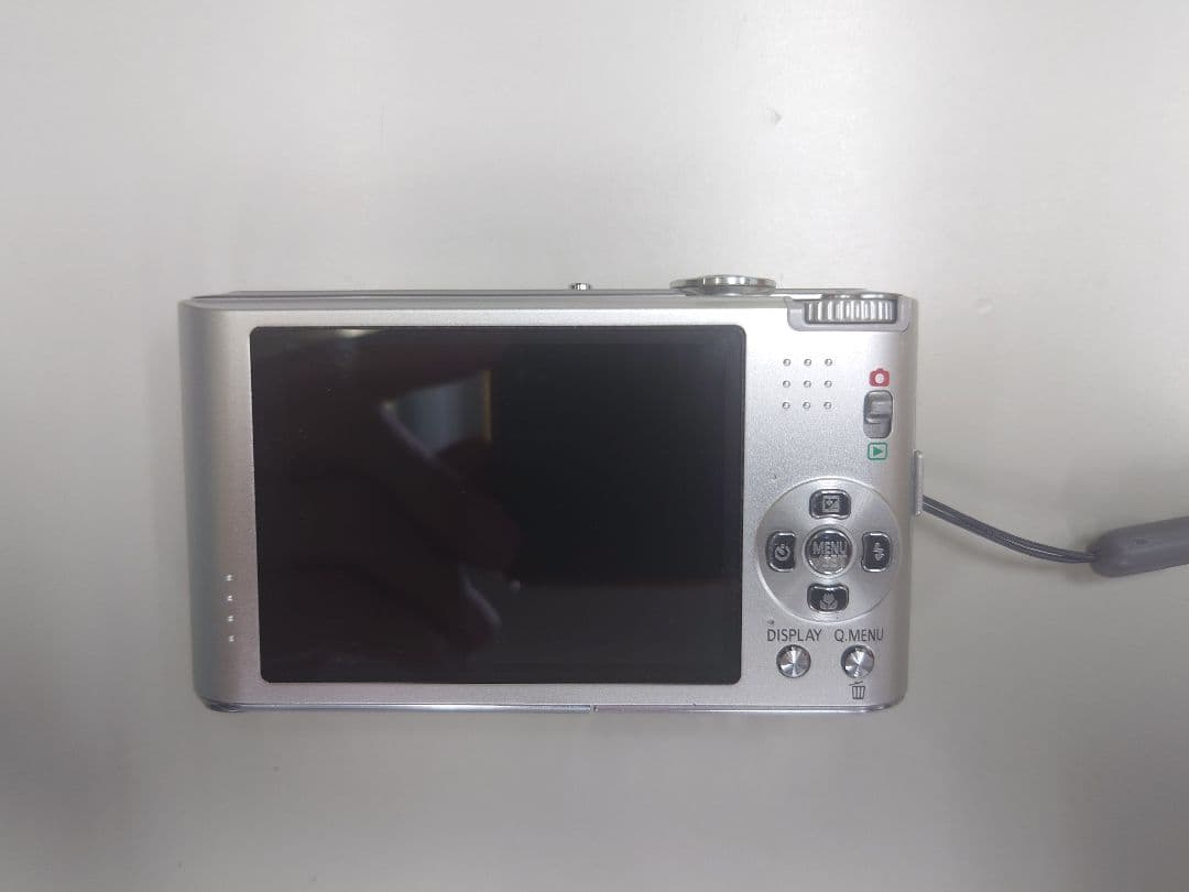 Panasonic LUMIX FX66 シルバー