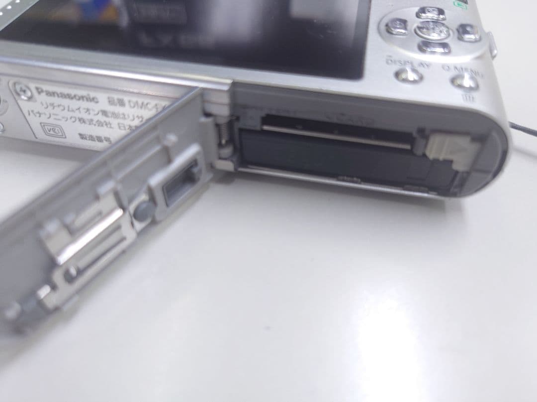 Panasonic LUMIX FX66 シルバー