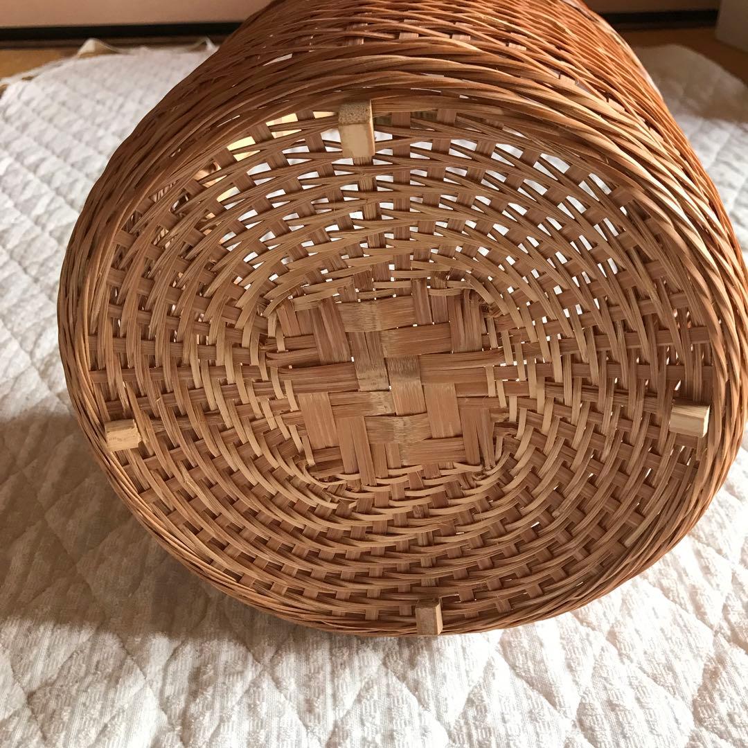 竹籠　足つき