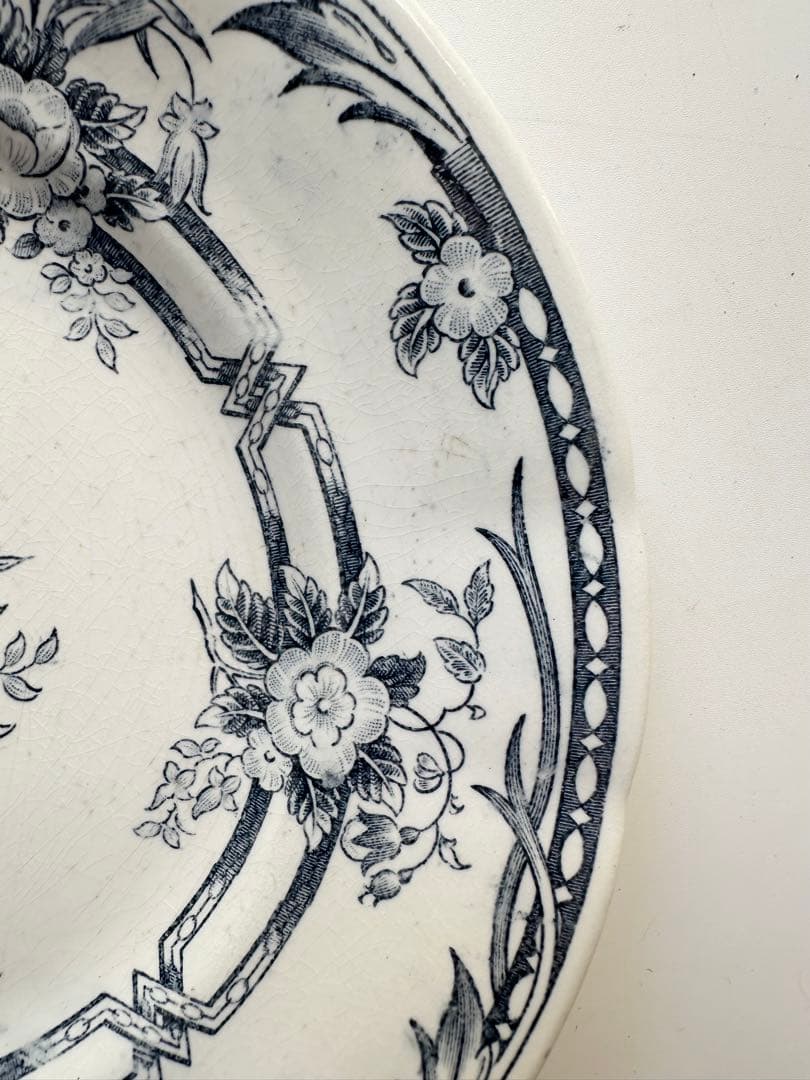 サルグミンヌ　sarreguemines フランス　アンティークプレート　皿