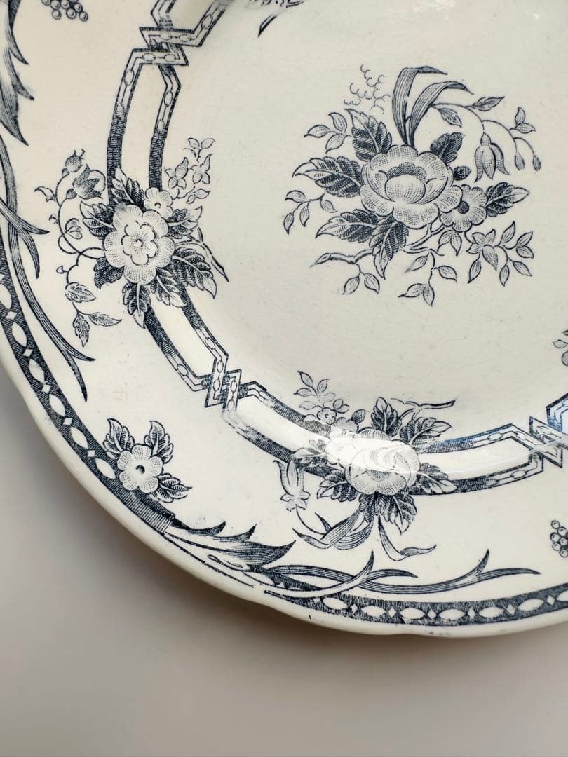 サルグミンヌ　sarreguemines フランス　アンティークプレート　皿