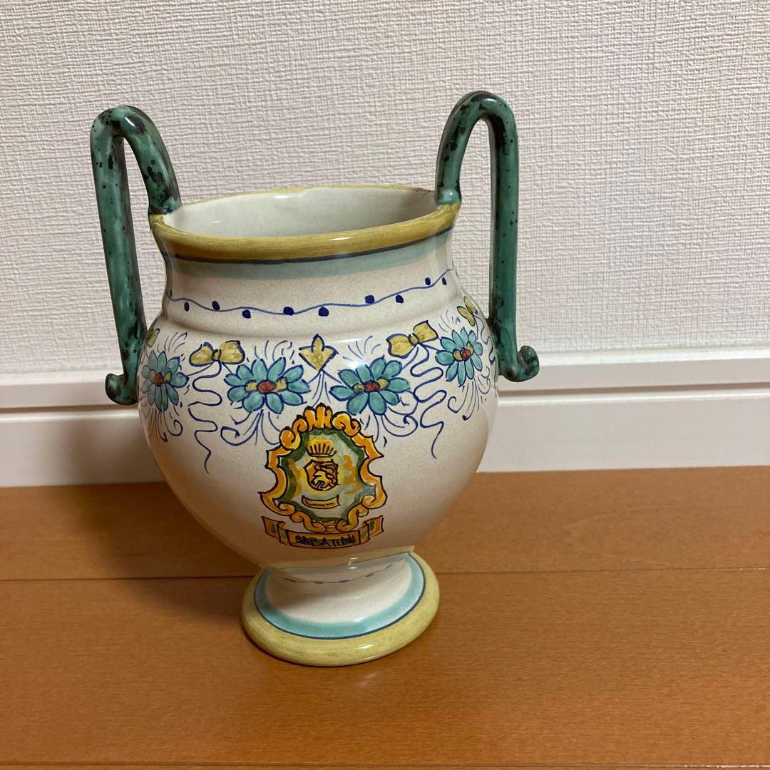 花瓶　インテリア