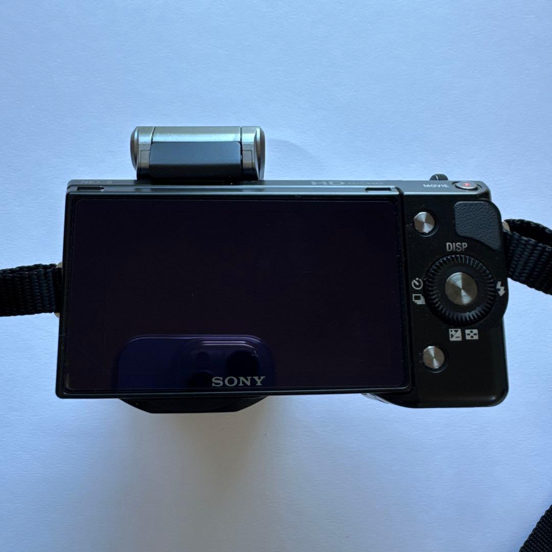 ミラーレス一眼カメラ　ソニーNEX-5　シルバー