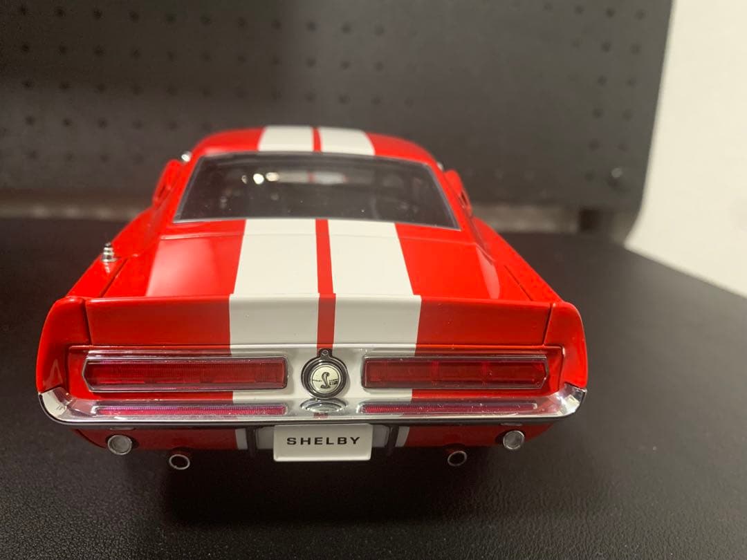 シェルビーAUTOart 1967 Shelby GT500 1/18