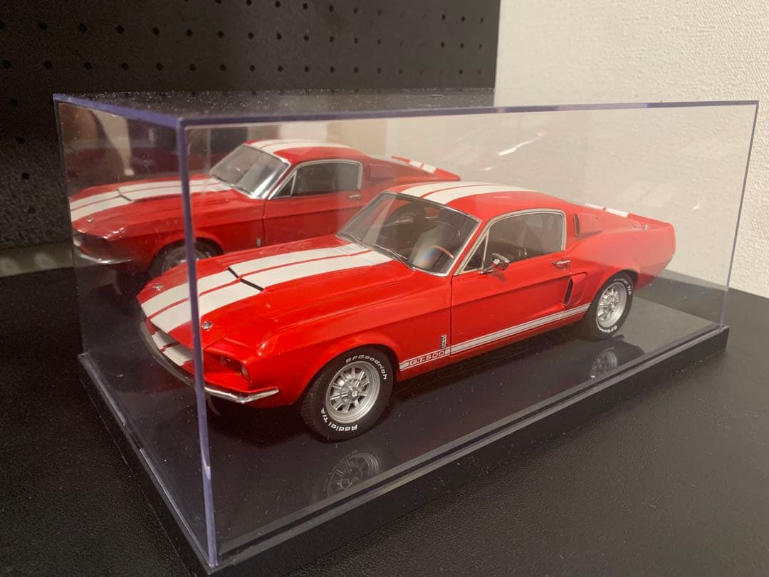 シェルビーAUTOart 1967 Shelby GT500 1/18