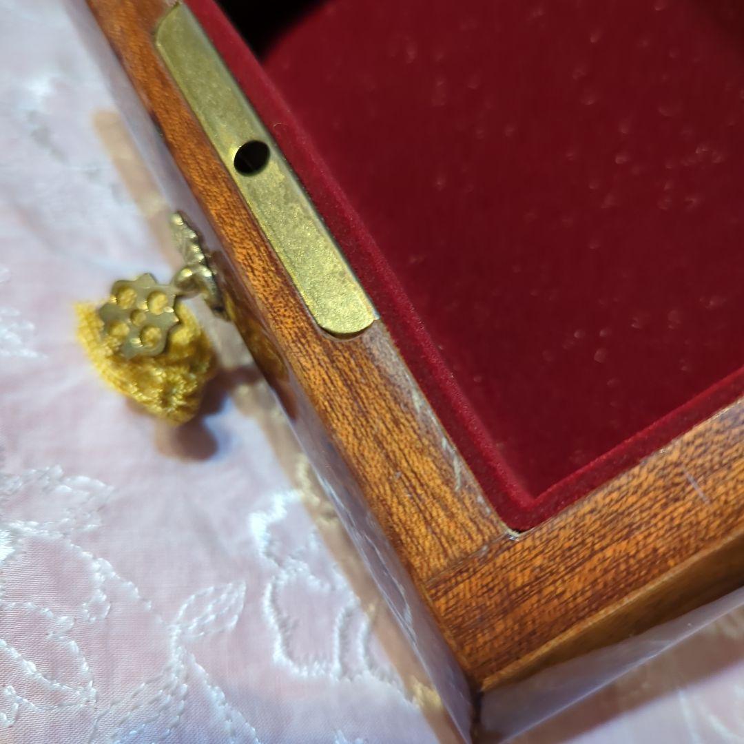 ITALY伝統工芸・象嵌花柄インレイ木製アクセサリーケース