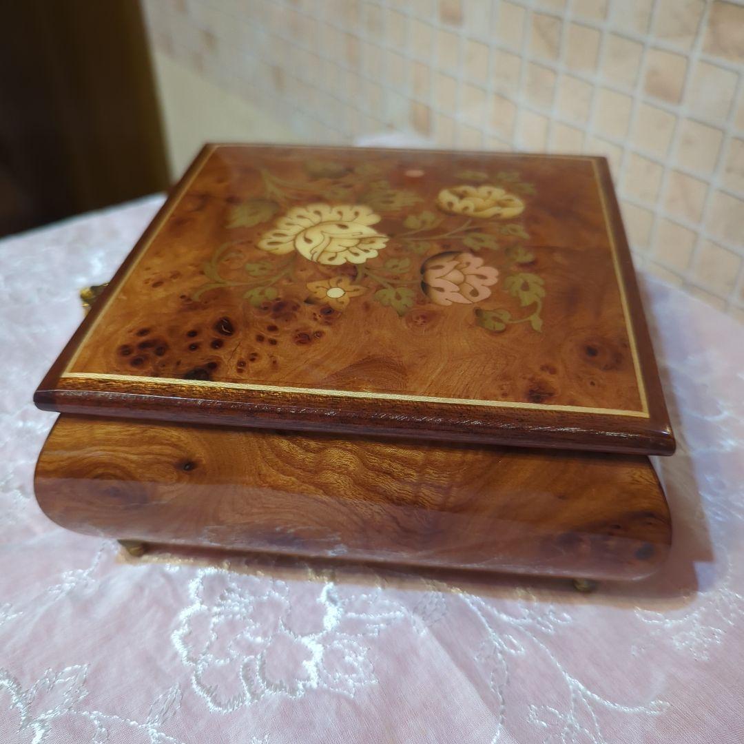 ITALY伝統工芸・象嵌花柄インレイ木製アクセサリーケース