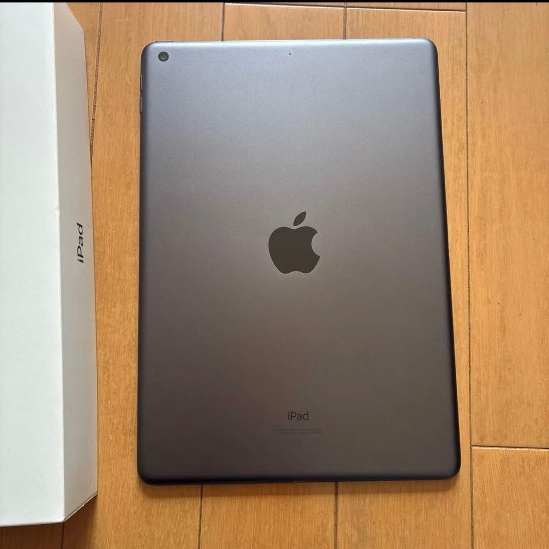 iPad 第7世代 WiFiモデル 32GB スペースグレー