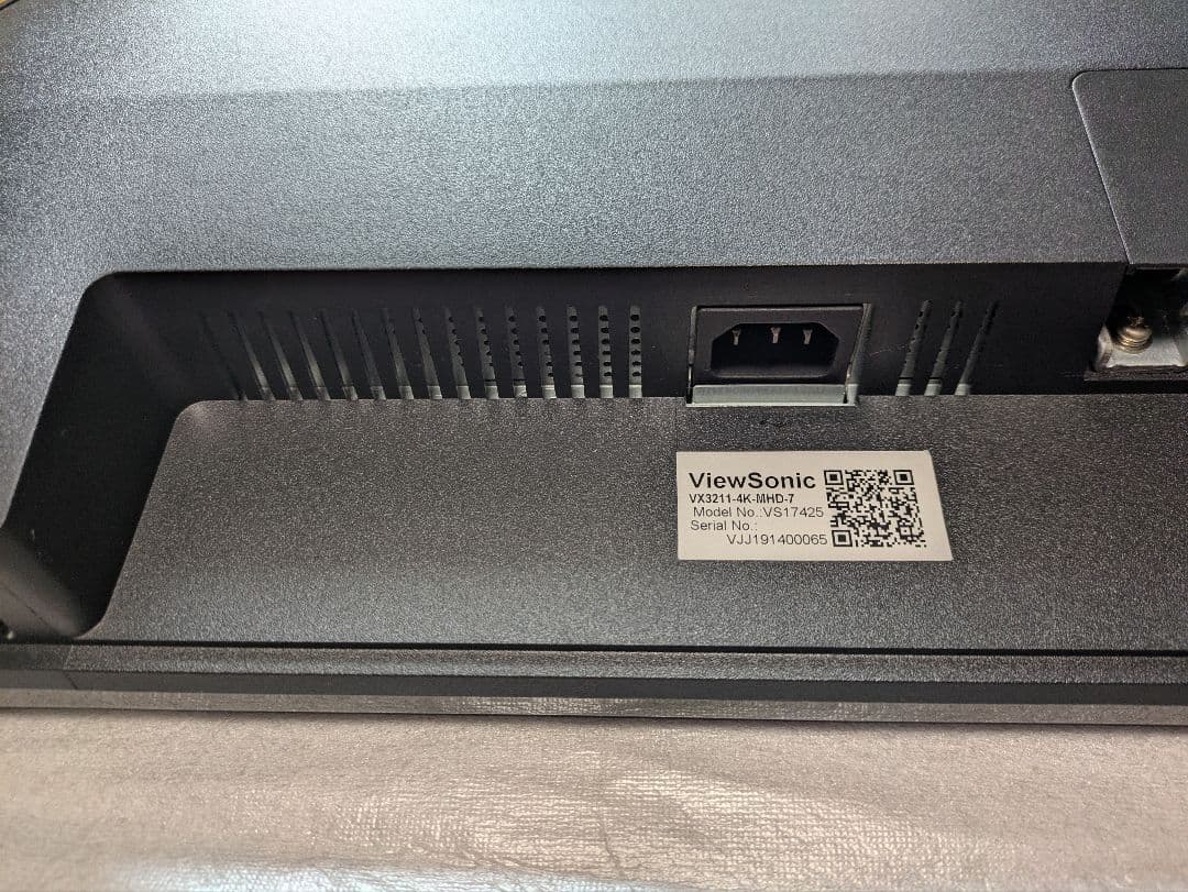 ViewSonic 4K 31.5インチ VX3211-4K-MHD-7