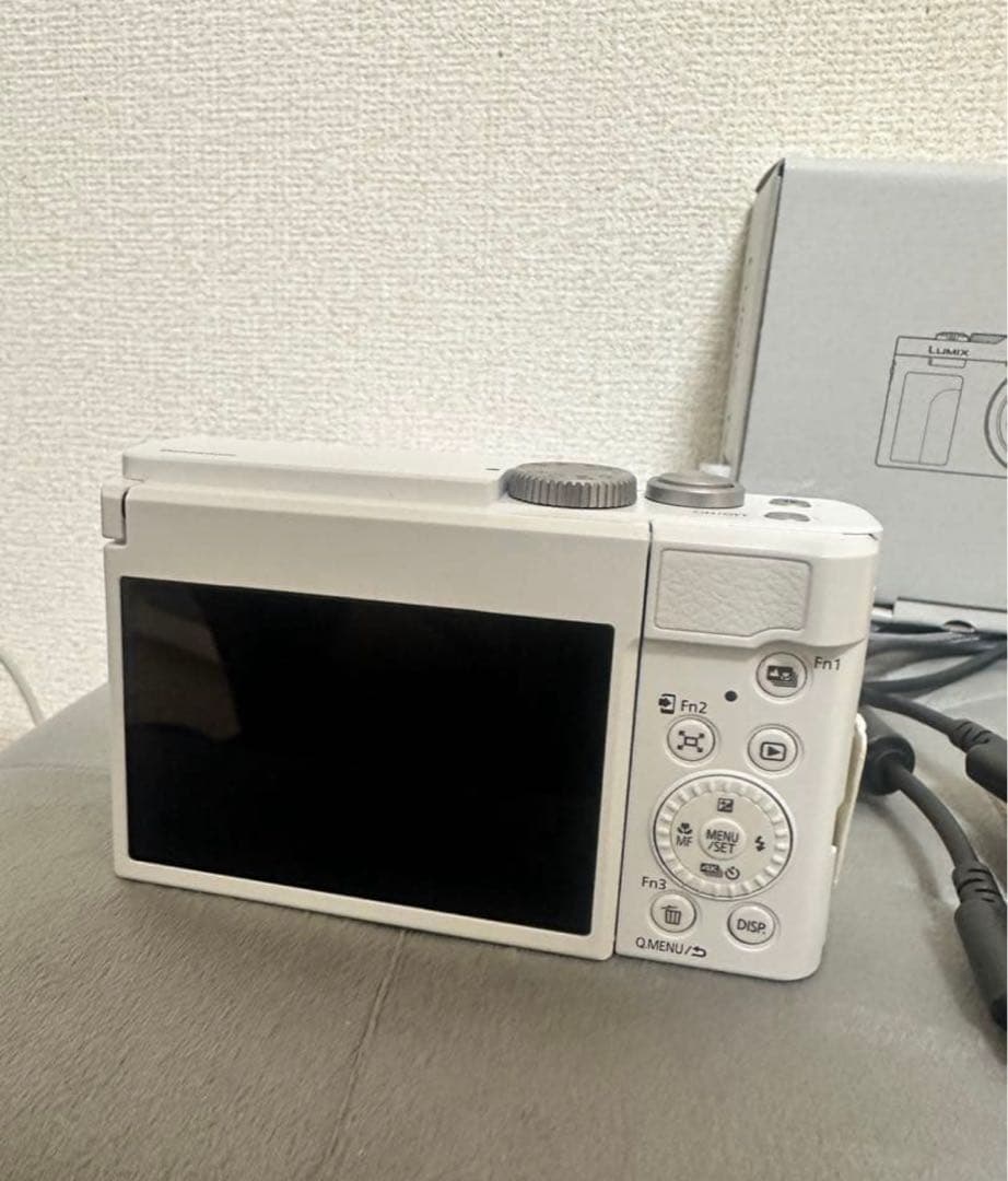 Panasonic LUMIX DC-TZ99 コンパクトデジタルカメラ