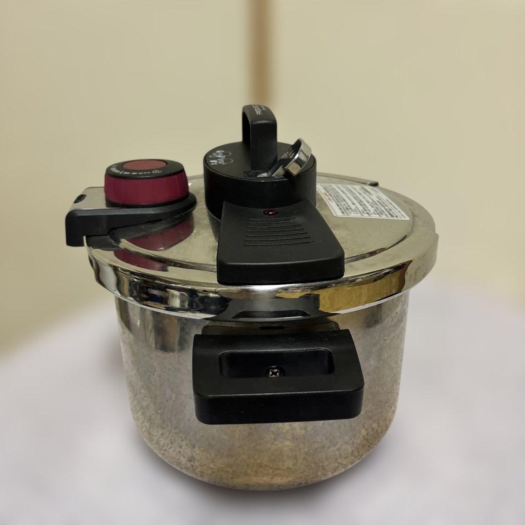 Pressure Cooker ステンレス製 圧力鍋6L HB-2040