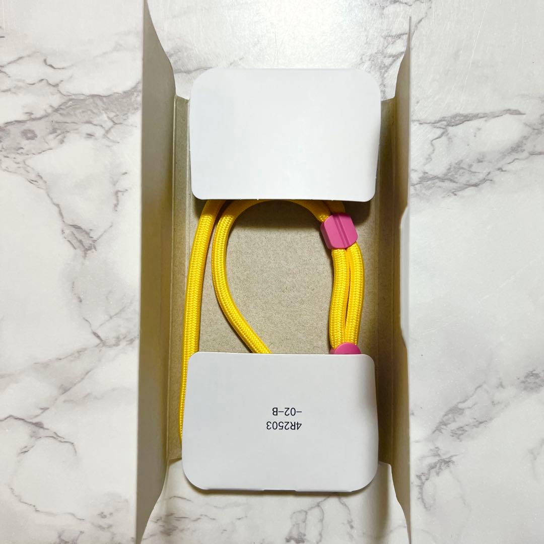 Tech21 iPhone Air ユニコーン ケース & ストラップ