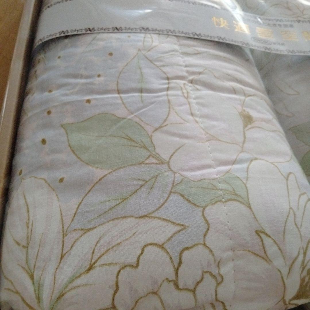 新品未使用品　肌布団　2枚セット　東洋紡　シルク　抗菌防臭　掛け　２絹