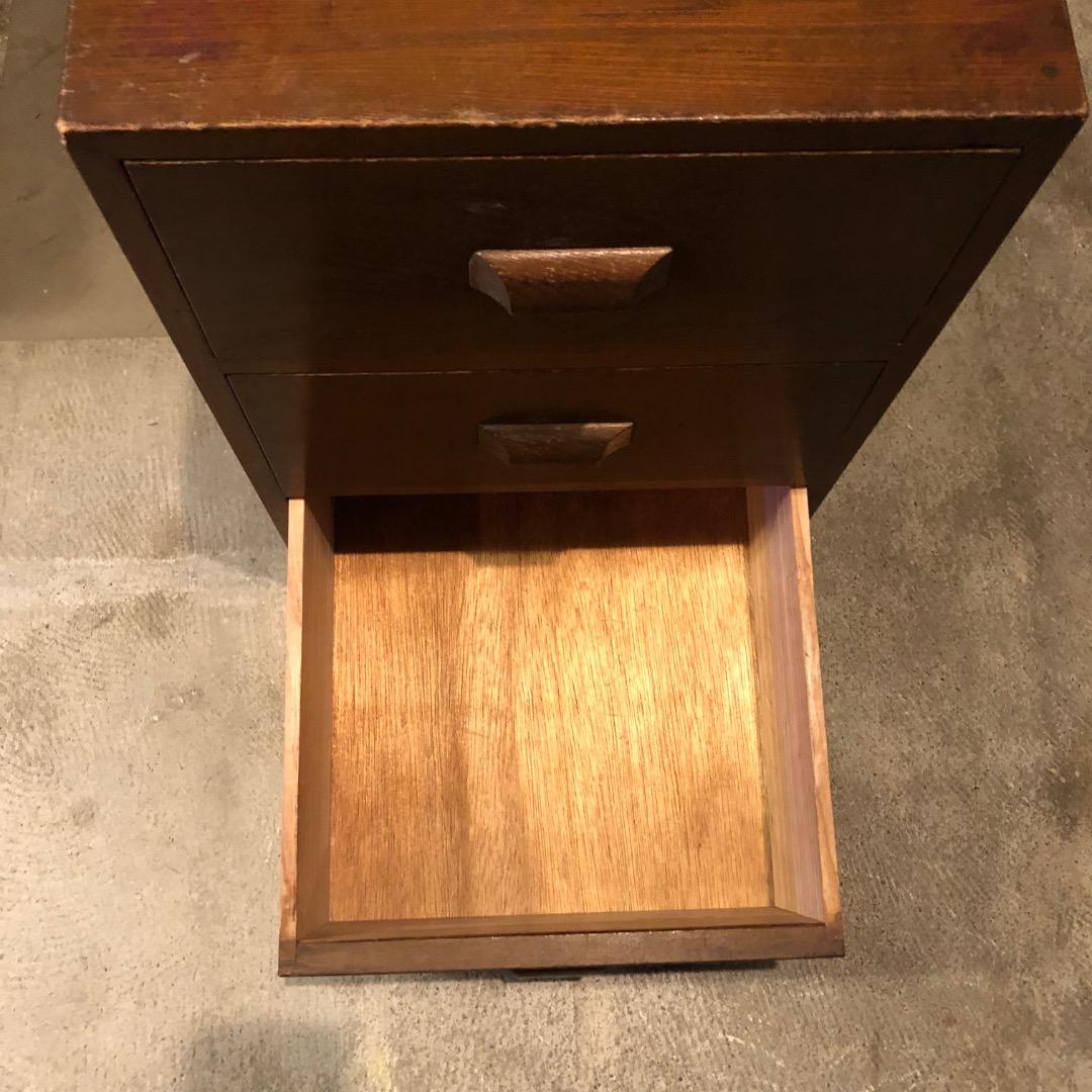 【アンティーク】　木製引き出し　ブラウン3段引き出し　脇机　サイドチェスト　棚