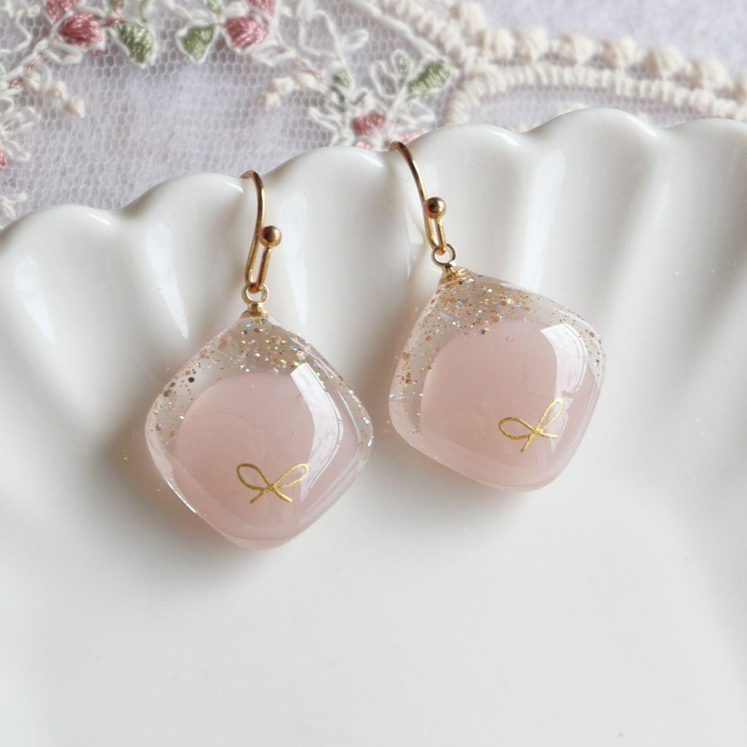 メル30077　ガラス　レジン　イヤリング