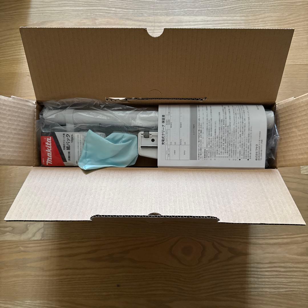 マキタ　コードレス掃除機　CL182FDZW セット　クリーナ