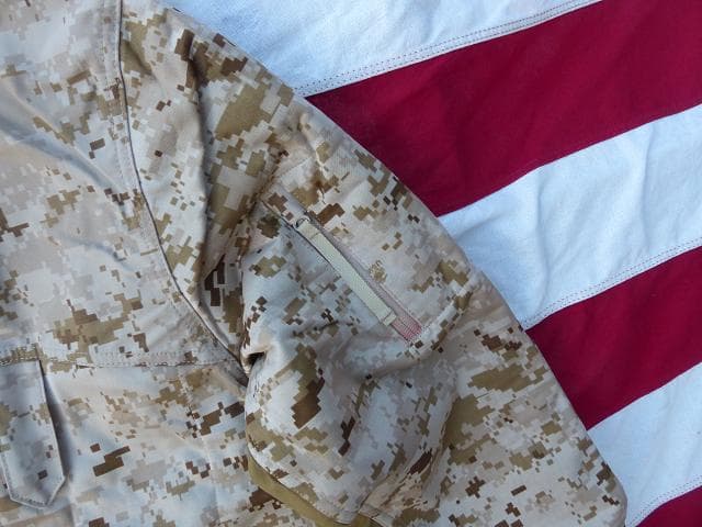 米軍実物　USMC　180S コンバットデザートジャケット M　マーパット　09