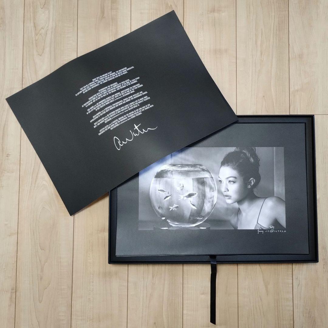【美品/非売品】PIRELLI CALENDER 2019 \"DREAMING\"
