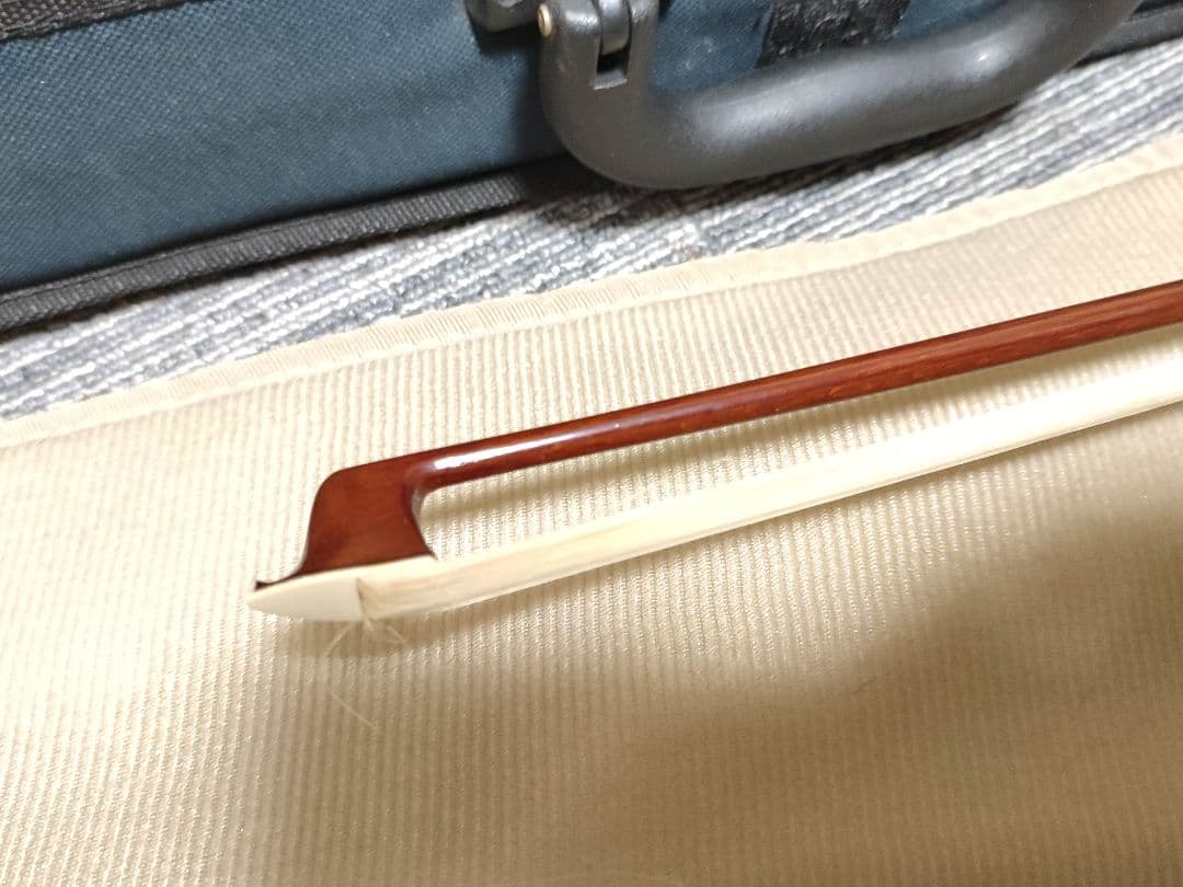 SUZUKI バイオリンNo.210 4/4 2014年