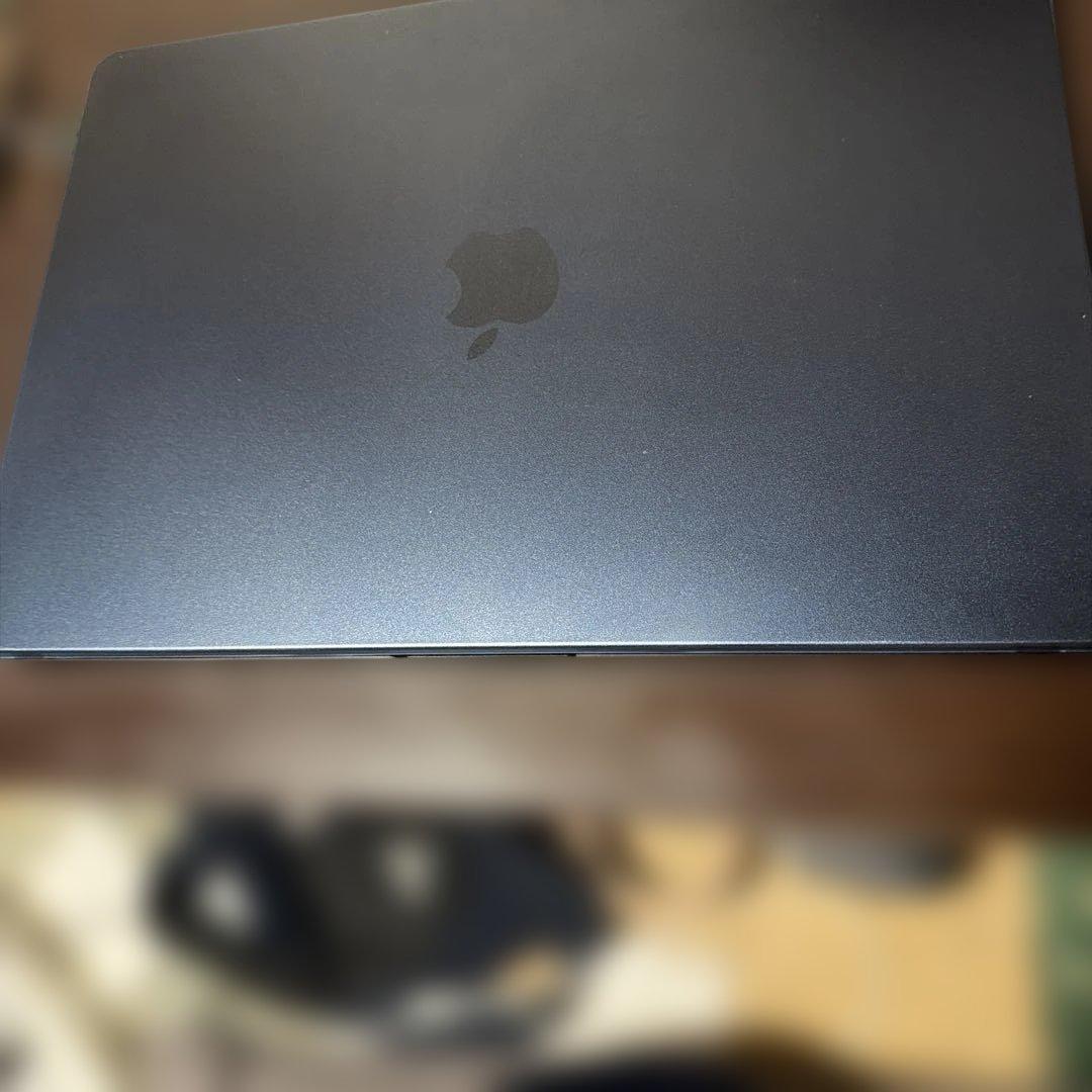 Apple MacBook Air M2 16GB DVD、SDカードリーダー付