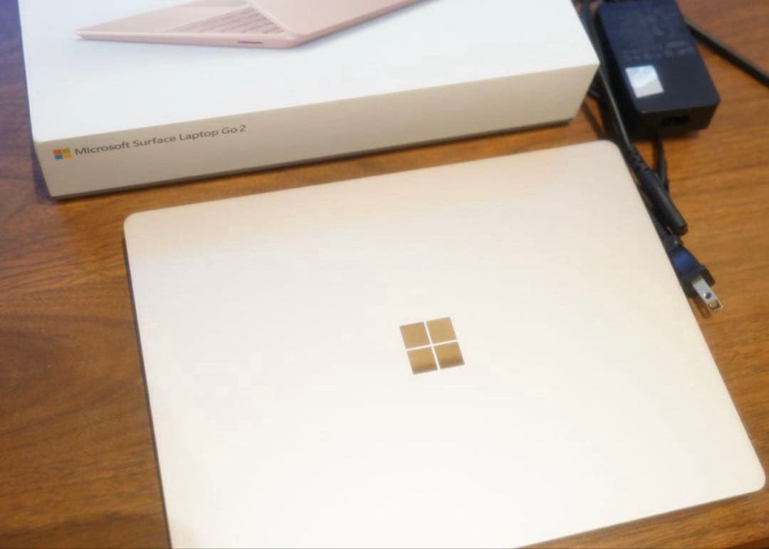 Surface laptop go2 サンドストーン(ピンク)