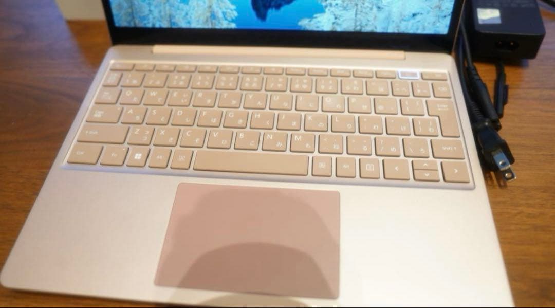 Surface laptop go2 サンドストーン(ピンク)
